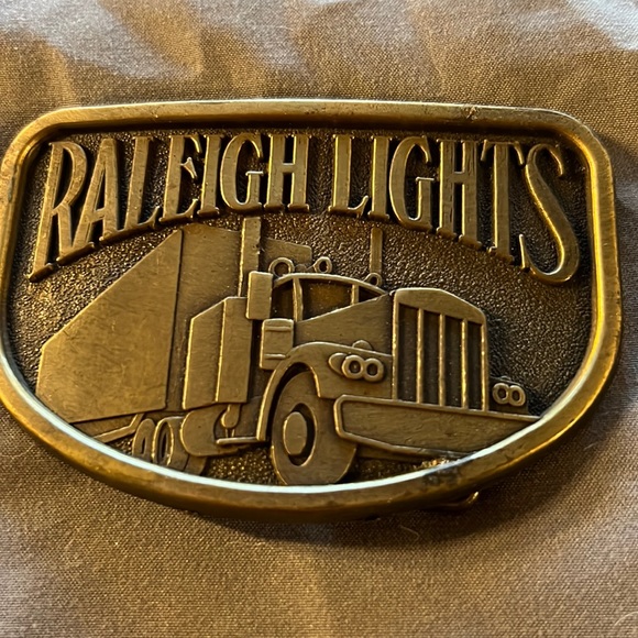 Raleigh Lights belt buckle - Picture 1 of 2